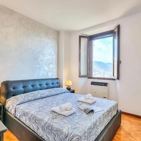Esclusiva Vista Con Piscina E Parcheggio -salo- Apartment *